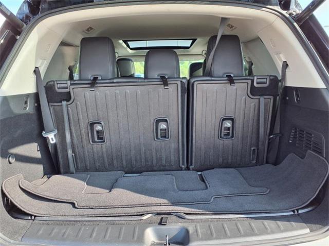 used 2022 Nissan Pathfinder car, priced at $37,558