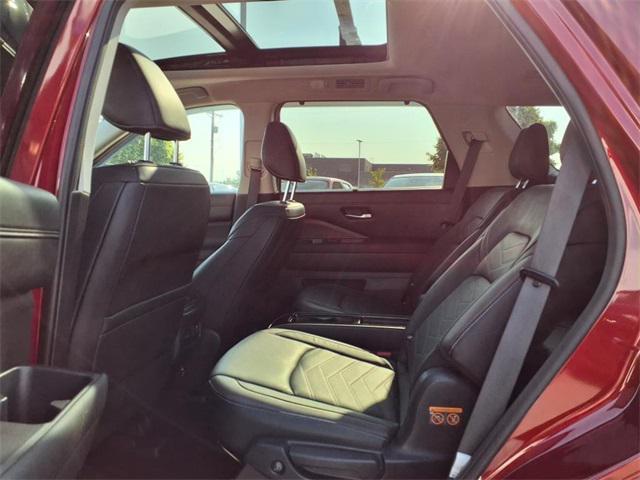 used 2022 Nissan Pathfinder car, priced at $37,558