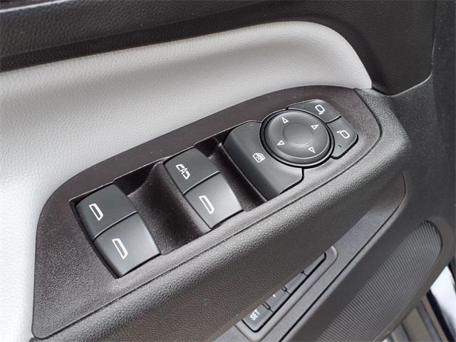 used 2020 Chevrolet Equinox car, priced at $23,277