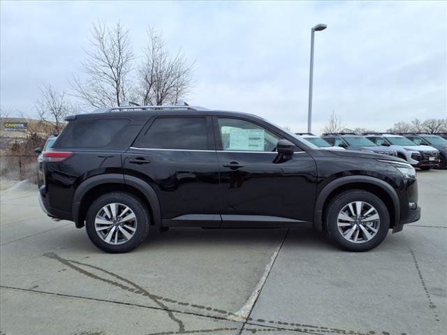 new 2025 Nissan Pathfinder car, priced at $43,877