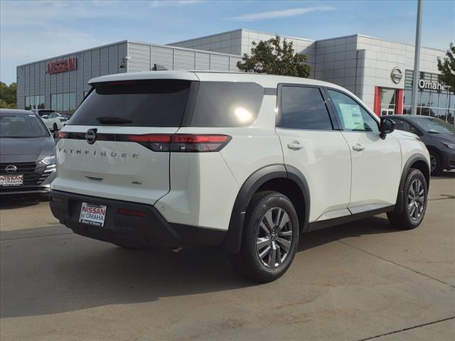 new 2024 Nissan Pathfinder car, priced at $38,980