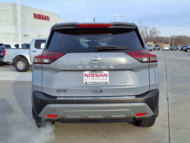 used 2021 Nissan Rogue car, priced at $28,416