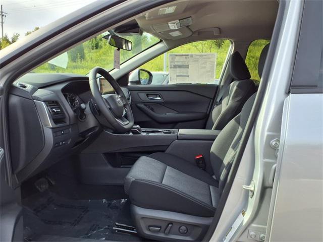 new 2025 Nissan Rogue car, priced at $33,385