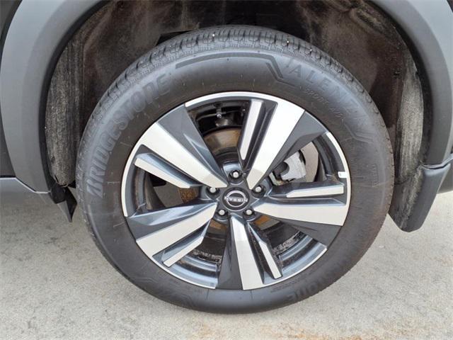 used 2024 Nissan Rogue car, priced at $36,993