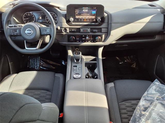 new 2025 Nissan Pathfinder car, priced at $38,014