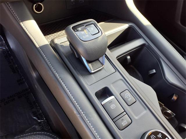 new 2025 Nissan Pathfinder car, priced at $38,014