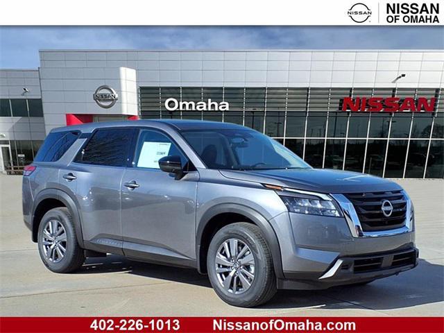 new 2025 Nissan Pathfinder car, priced at $38,014