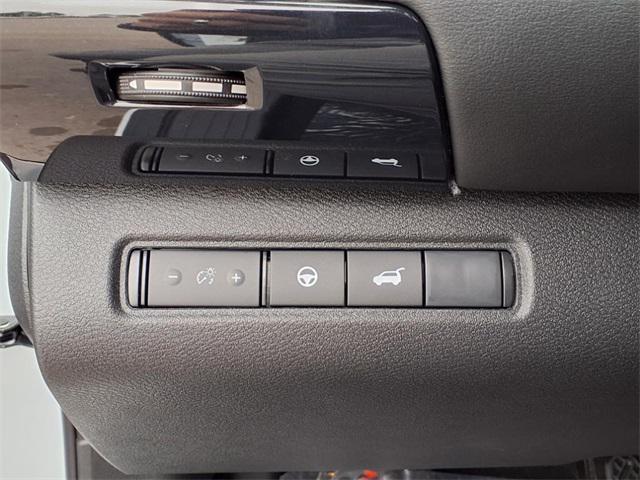 new 2025 Nissan Pathfinder car, priced at $46,315