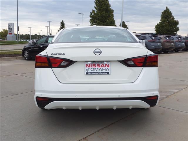 new 2025 Nissan Altima car, priced at $28,505