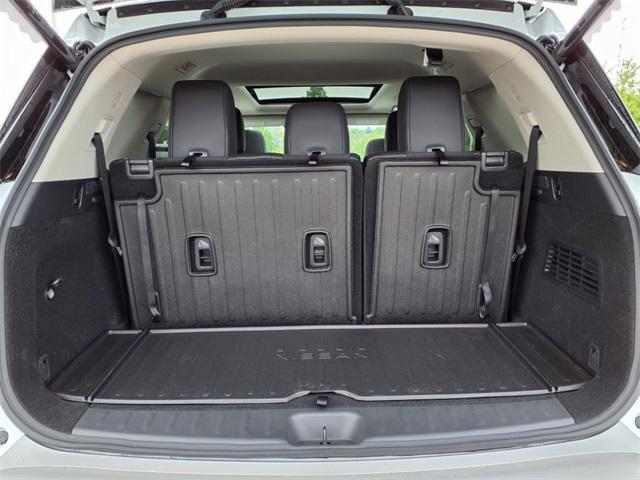 new 2025 Nissan Pathfinder car, priced at $50,375