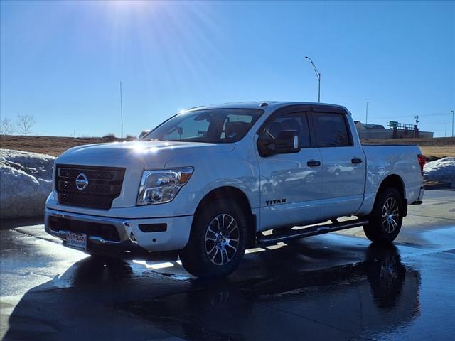 used 2021 Nissan Titan car, priced at $33,214