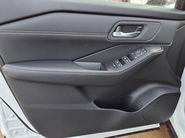 new 2025 Nissan Rogue car, priced at $39,220