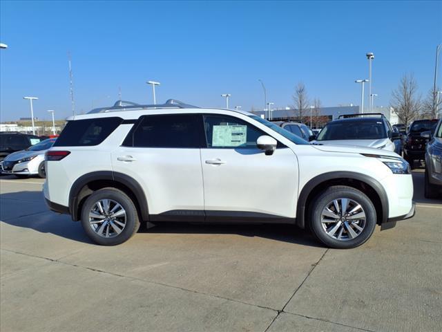 new 2025 Nissan Pathfinder car, priced at $44,513
