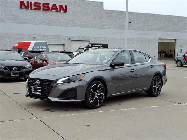 used 2023 Nissan Altima car, priced at $29,578