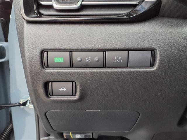 new 2025 Nissan Sentra car, priced at $27,885