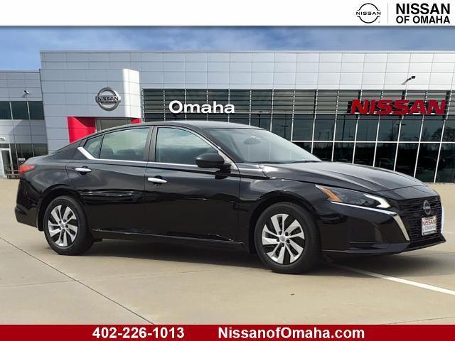 new 2024 Nissan Altima car, priced at $27,425