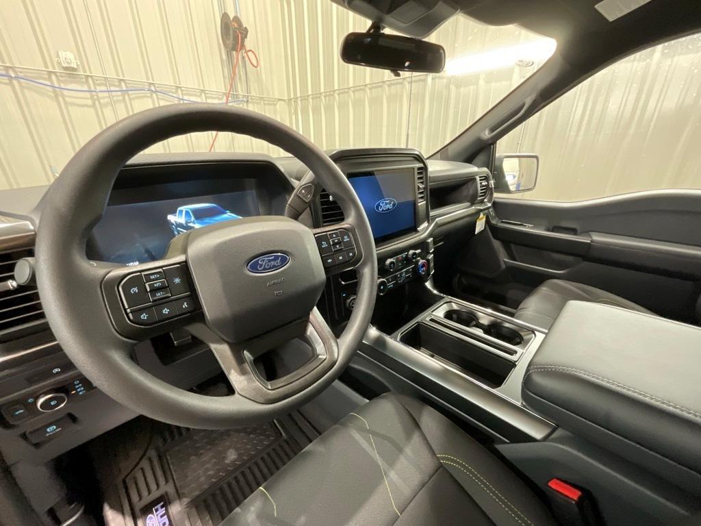 new 2025 Ford F-150 car, priced at $47,175