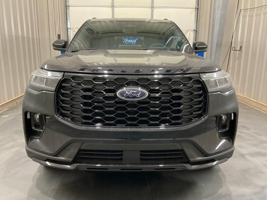 new 2025 Ford Explorer car, priced at $48,485