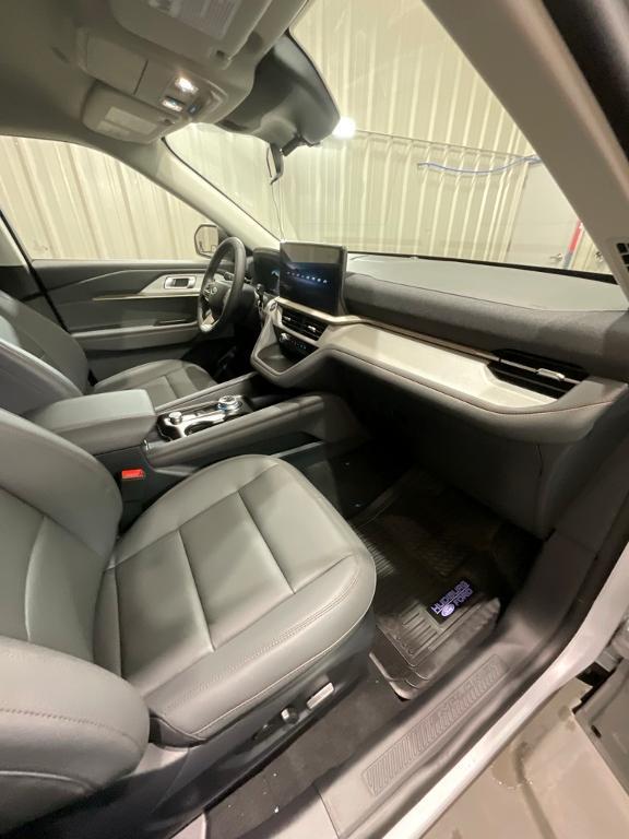 new 2026 Ford Explorer car