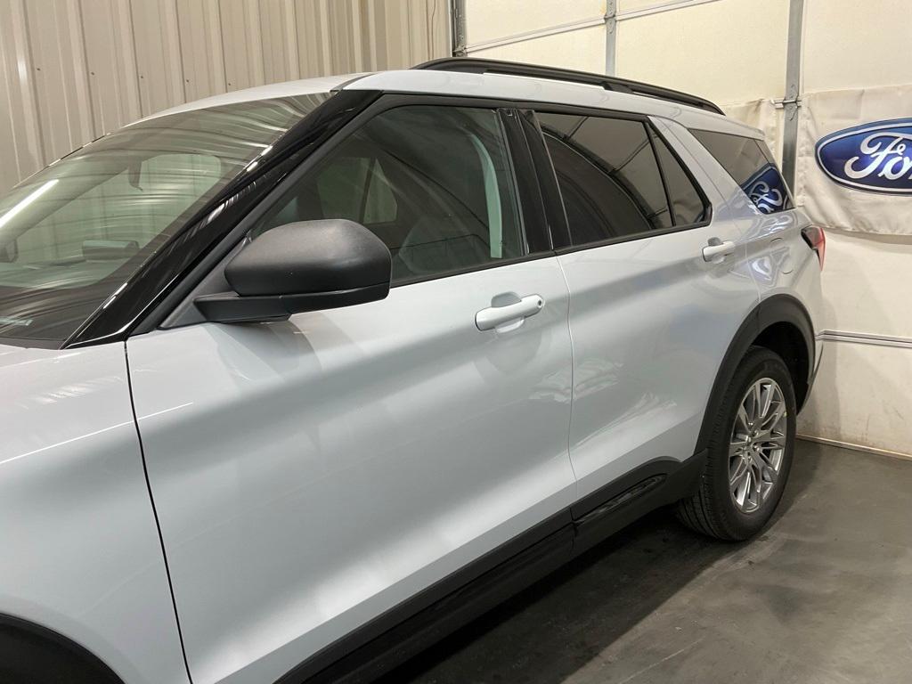 new 2026 Ford Explorer car