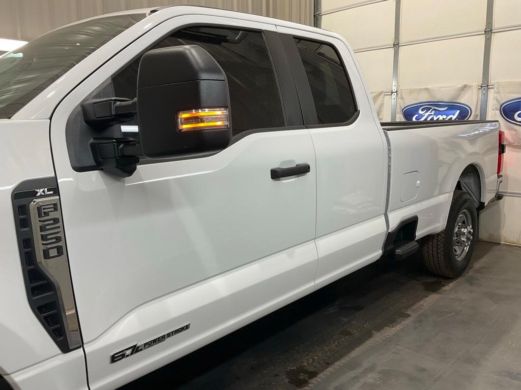new 2025 Ford F-250 car, priced at $60,146