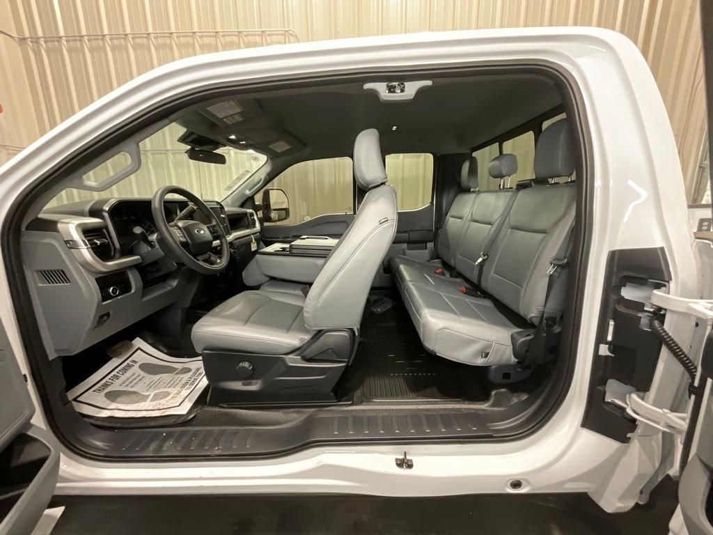 new 2025 Ford F-250 car, priced at $60,146