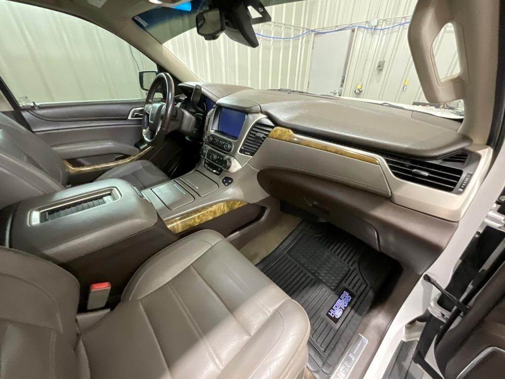 used 2017 GMC Yukon XL car, priced at $30,690