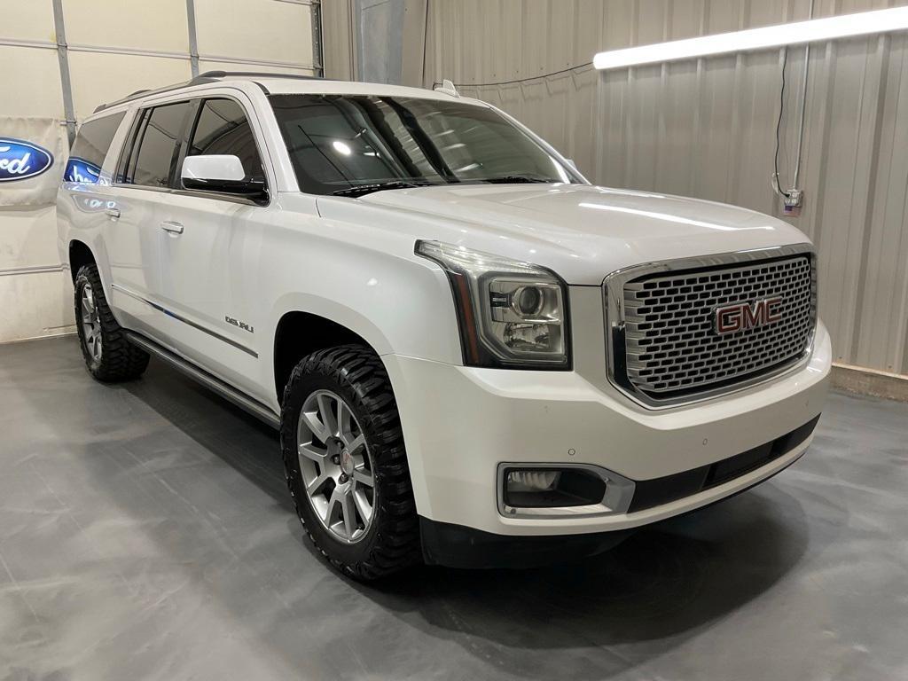 used 2017 GMC Yukon XL car, priced at $30,690