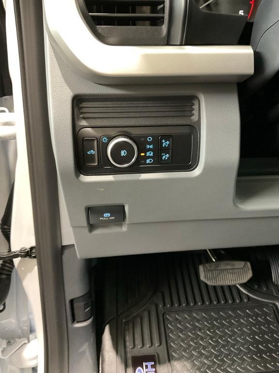 new 2025 Ford F-250 car, priced at $64,044