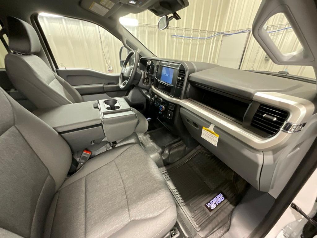 new 2025 Ford F-250 car, priced at $64,044