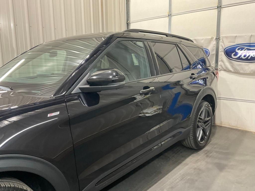 used 2025 Ford Explorer car, priced at $38,700
