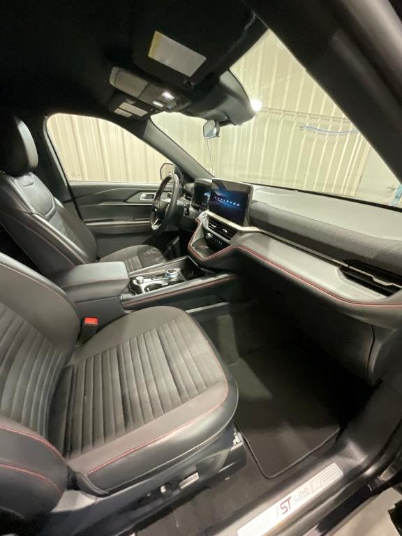 used 2025 Ford Explorer car, priced at $38,700