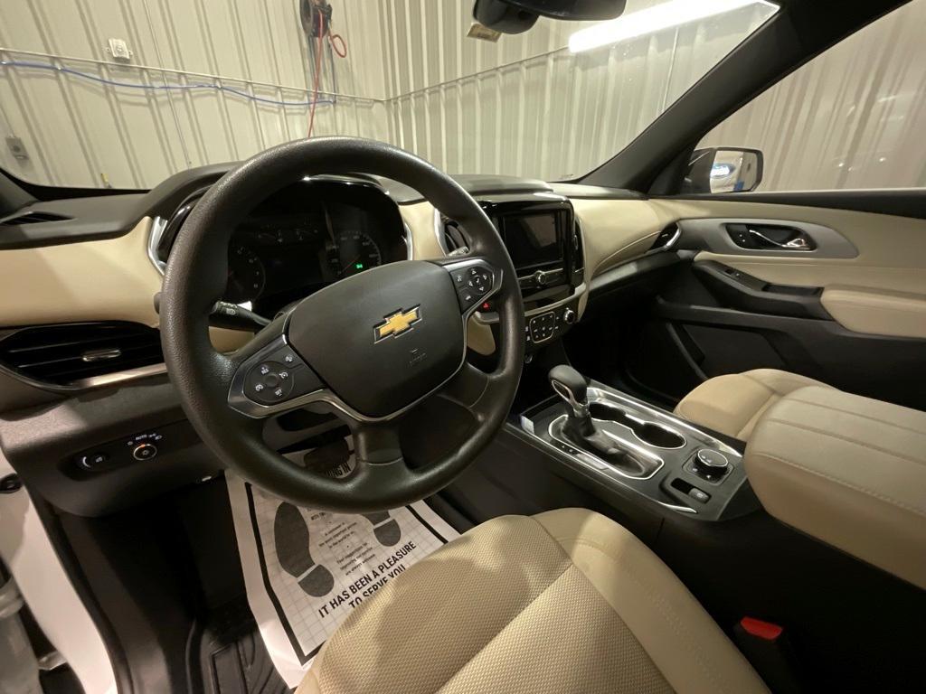 used 2022 Chevrolet Traverse car, priced at $20,490