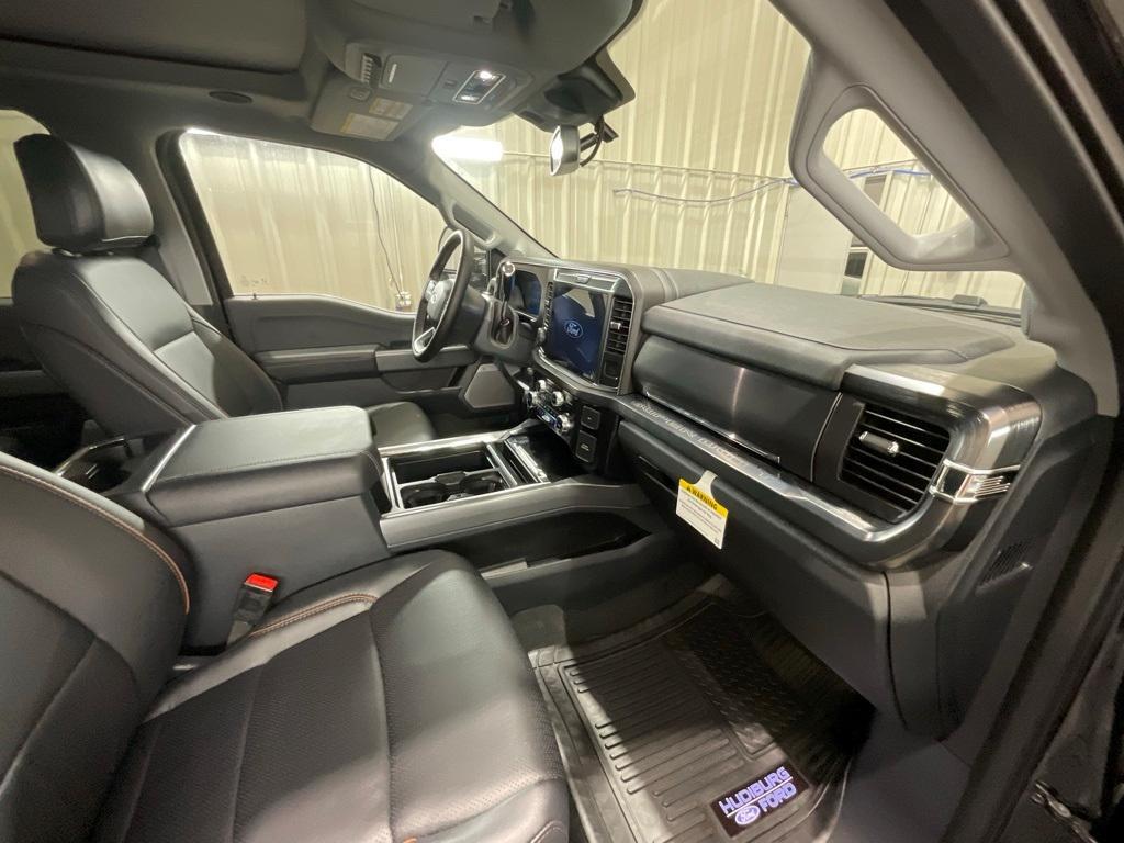 new 2025 Ford F-250 car