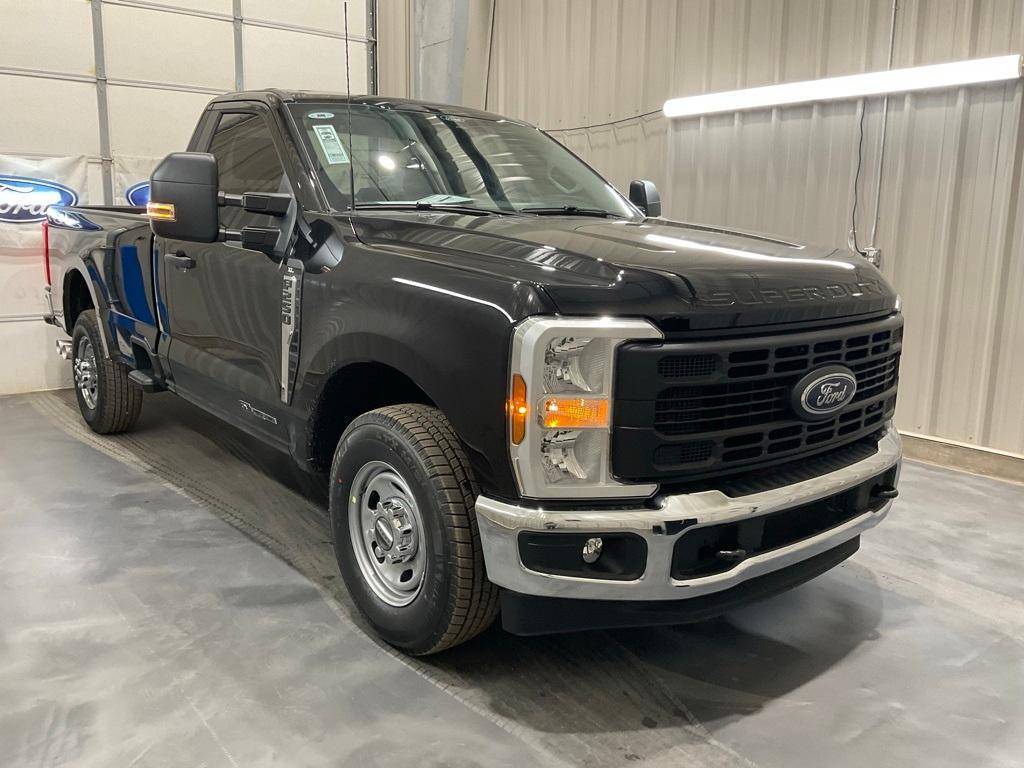 new 2025 Ford F-250 car, priced at $60,580