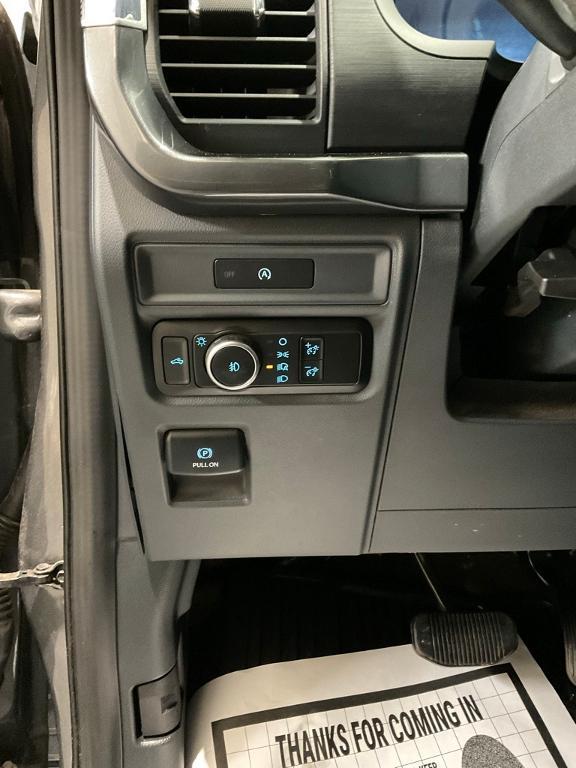 new 2025 Ford F-150 car, priced at $40,995