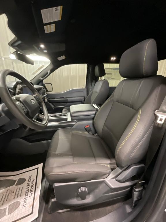 new 2025 Ford F-150 car, priced at $40,995