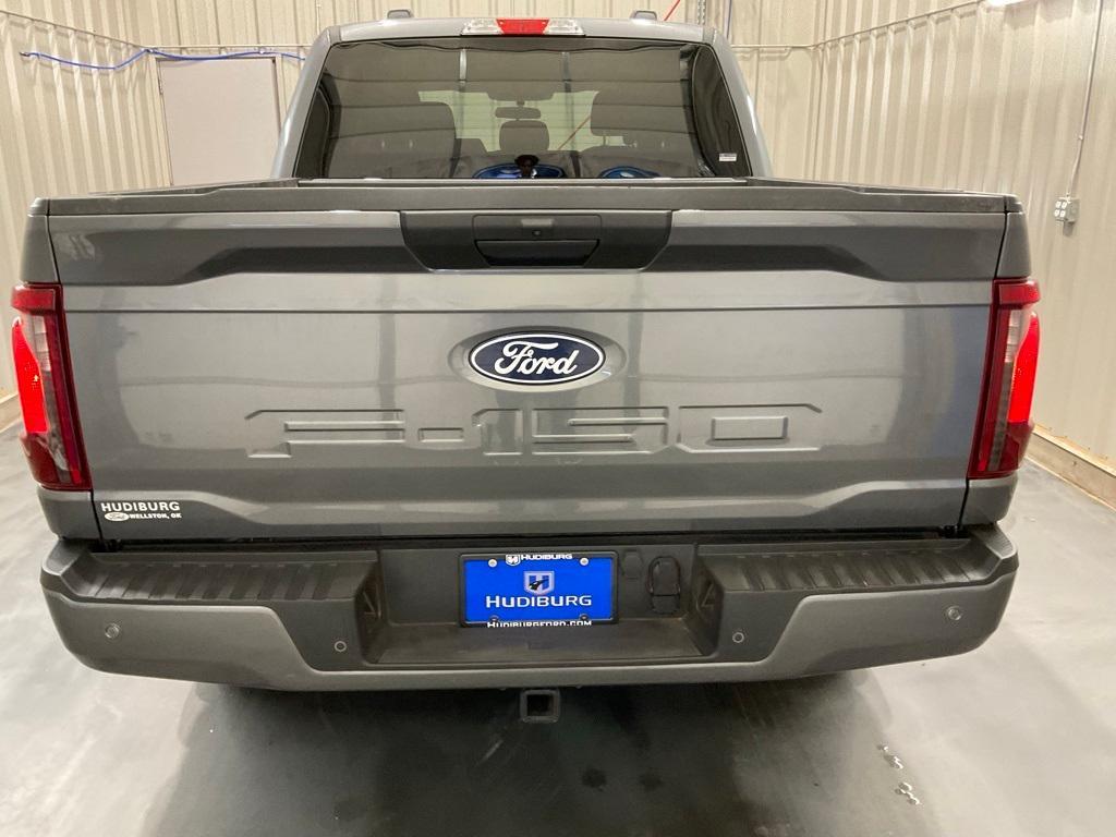 new 2025 Ford F-150 car, priced at $40,995