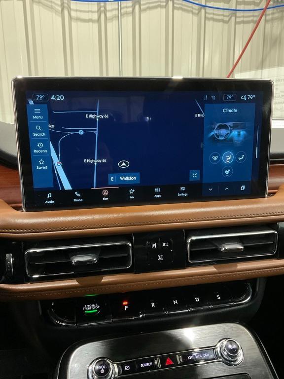 used 2021 Lincoln Nautilus car, priced at $25,990