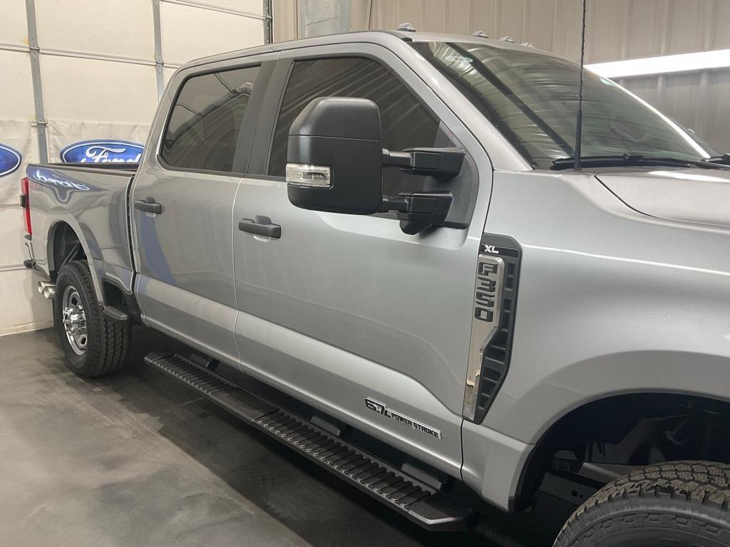 new 2024 Ford F-350 car, priced at $70,300