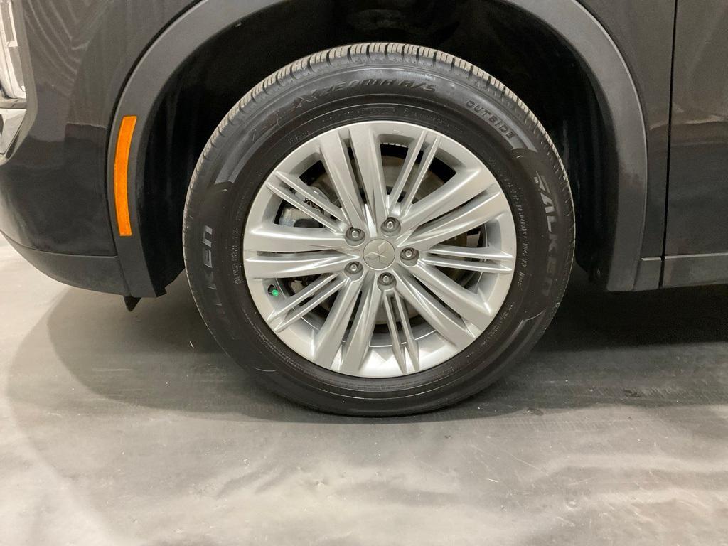 used 2024 Mitsubishi Outlander car, priced at $23,450