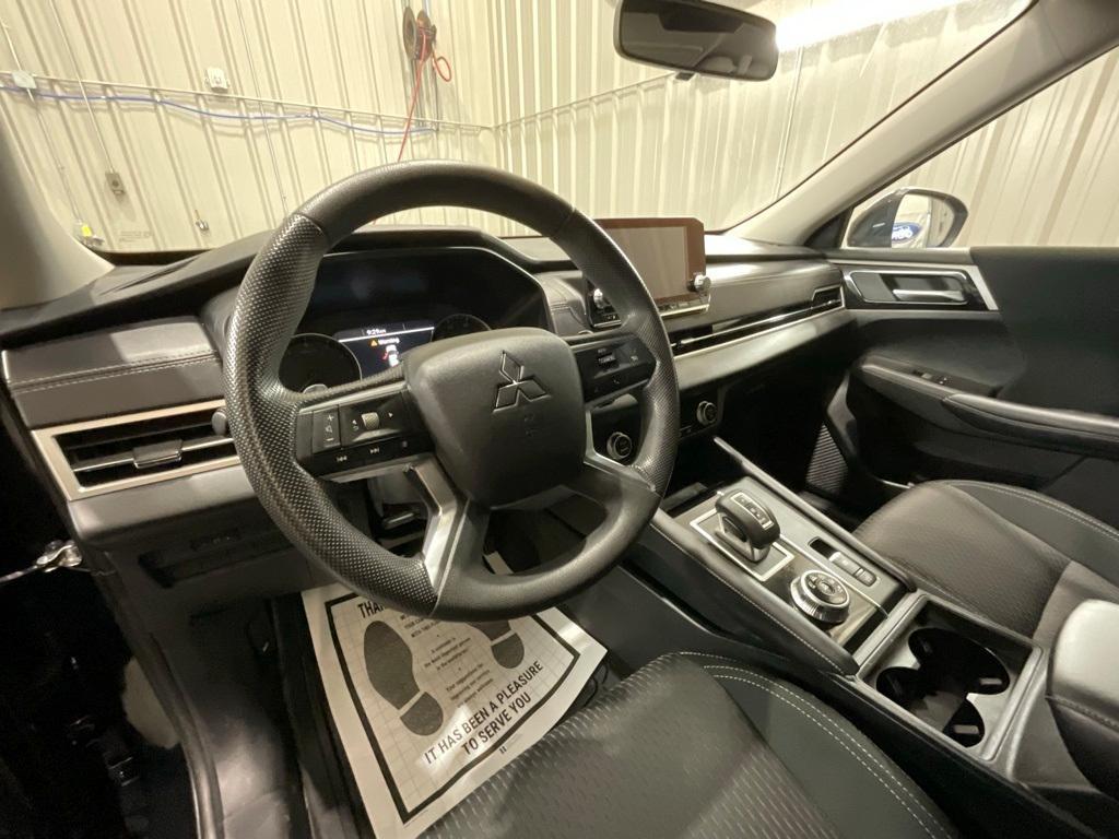 used 2024 Mitsubishi Outlander car, priced at $23,450