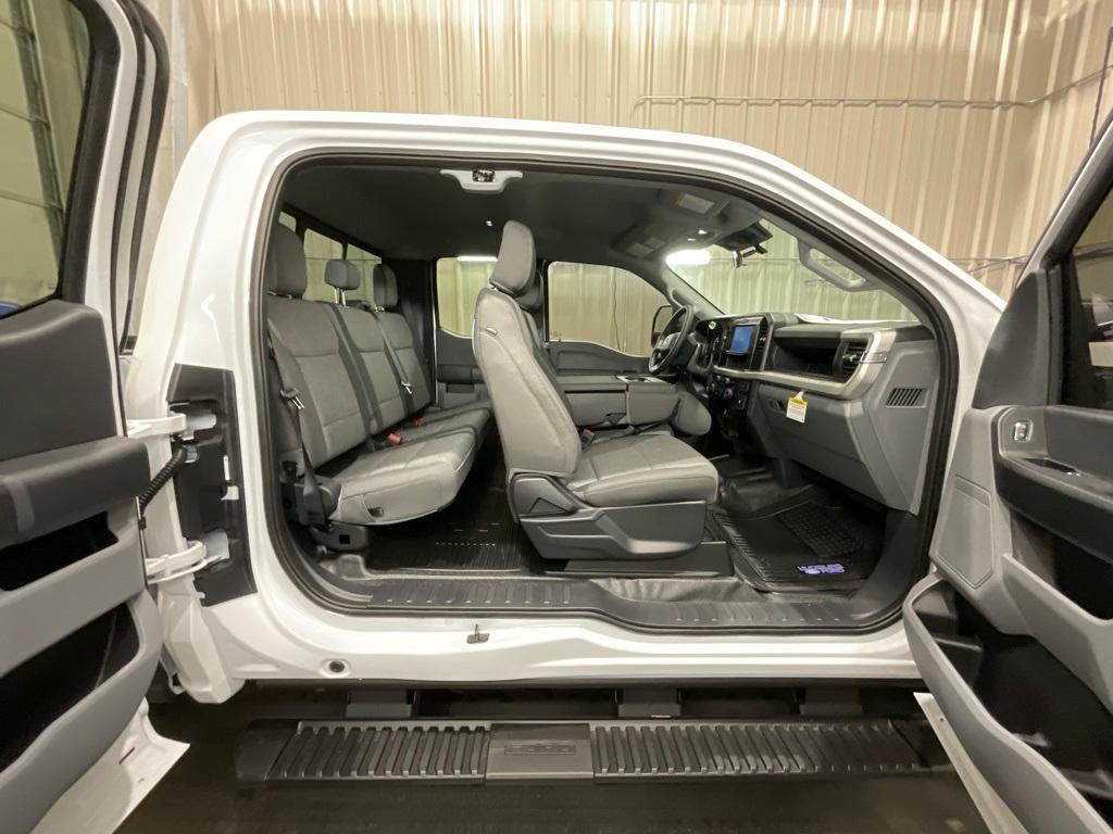 new 2025 Ford F-250 car, priced at $61,711