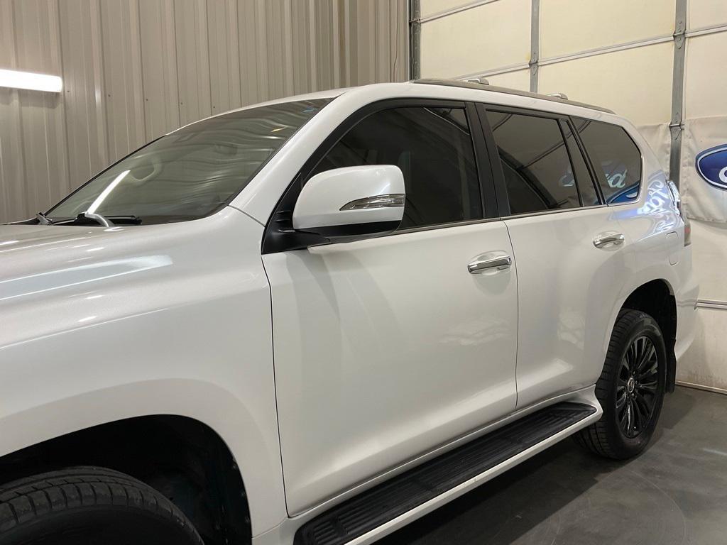 used 2023 Lexus GX 460 car, priced at $57,800