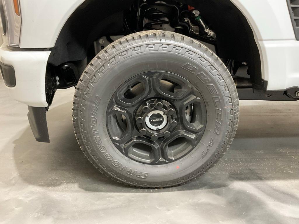 new 2025 Ford F-250 car, priced at $54,485