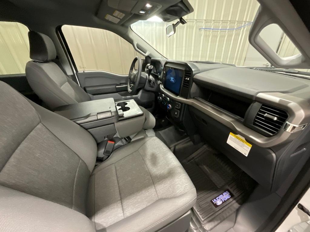 new 2025 Ford F-150 car, priced at $48,100