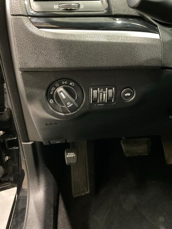 used 2019 Chrysler 300 car, priced at $17,590