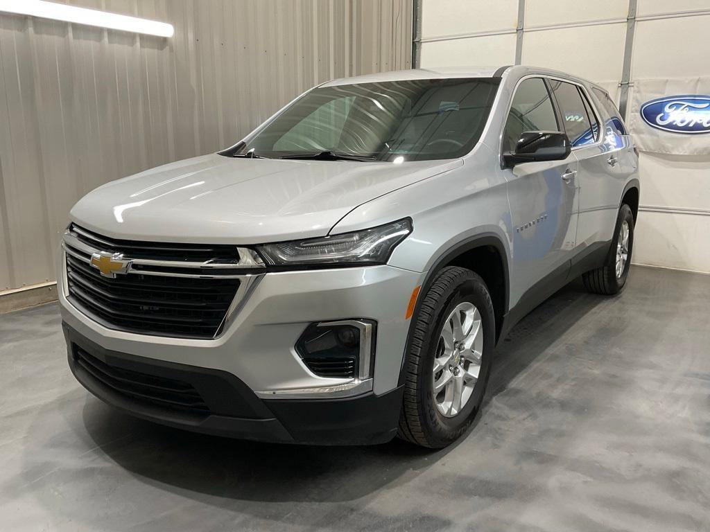 used 2022 Chevrolet Traverse car, priced at $22,490