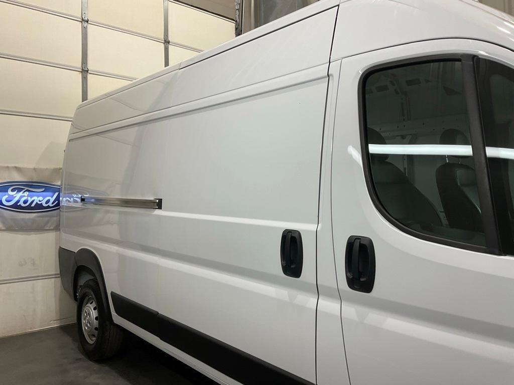 used 2024 Ram ProMaster 2500 car, priced at $31,990