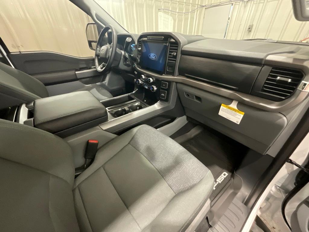 new 2025 Ford F-150 car, priced at $61,671